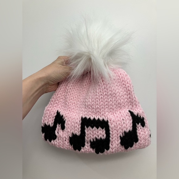 Brand new pink music note beanie toque - Picture 1 of 2